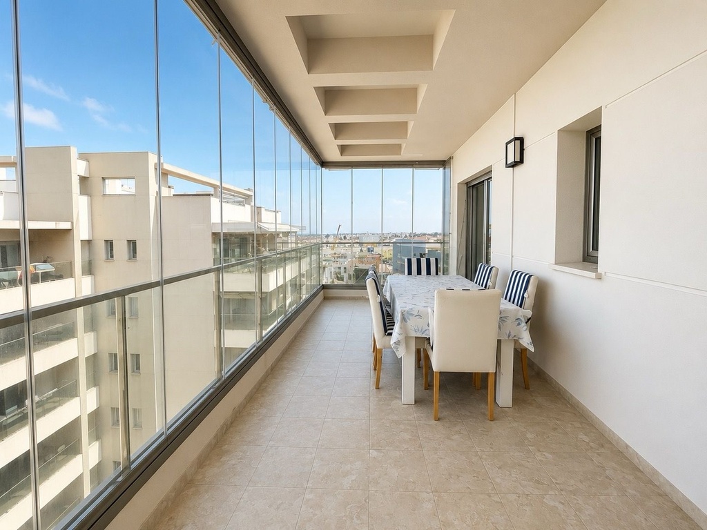 Moderný penthouse v Los Dolses – Inland