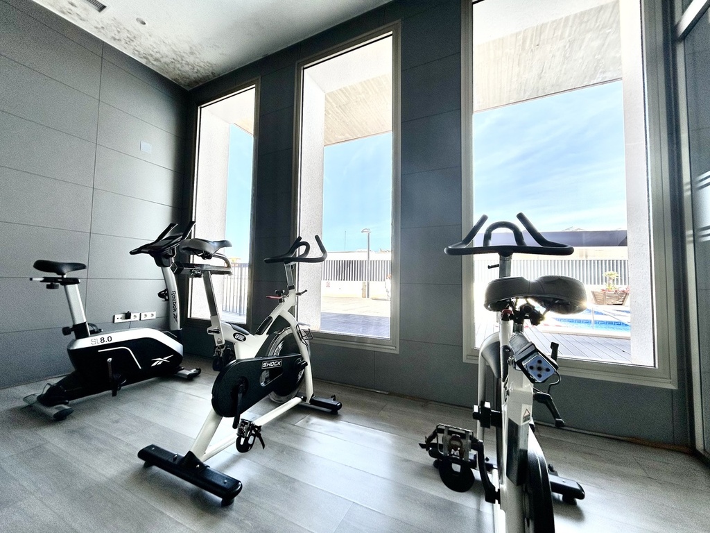 Moderný penthouse v Los Dolses – Inland