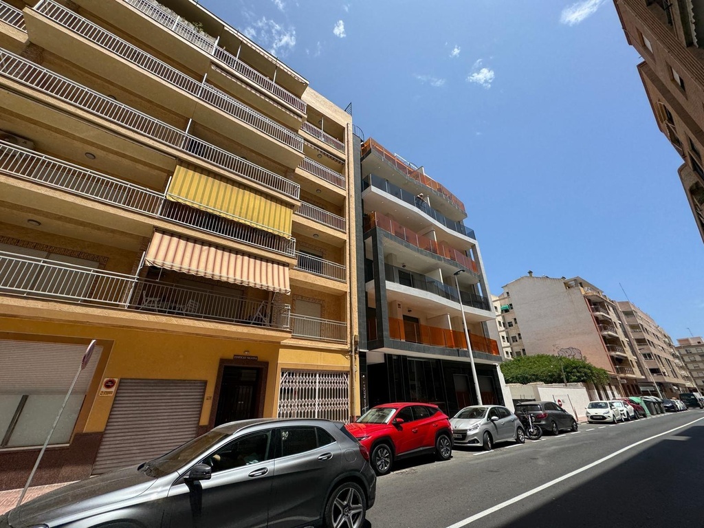 Moderný apartmán v Torrevieja – Estacion De Autobuses