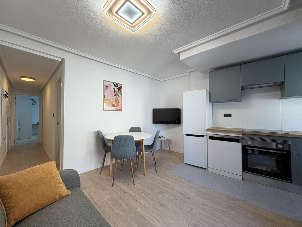Moderný apartmán v Torrevieja – Playa Del Cura