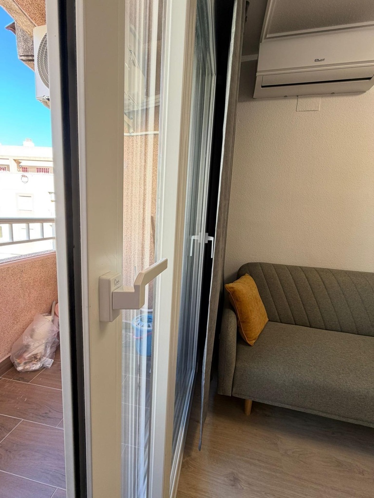 Moderný apartmán v Torrevieja – Playa Del Cura