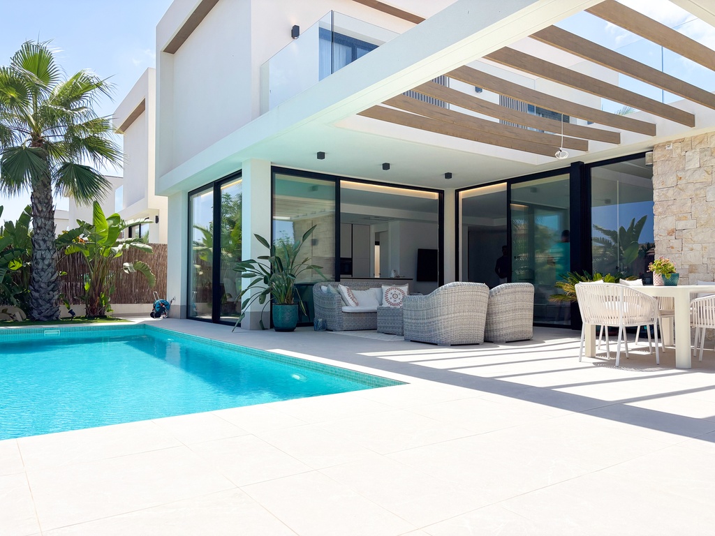 Luxusná vila v Cabo Roig – Costa Blanca