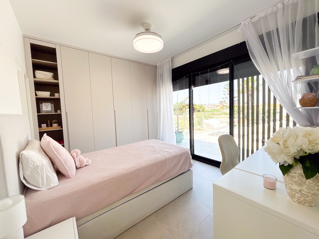 Luxusná vila v Cabo Roig – Costa Blanca