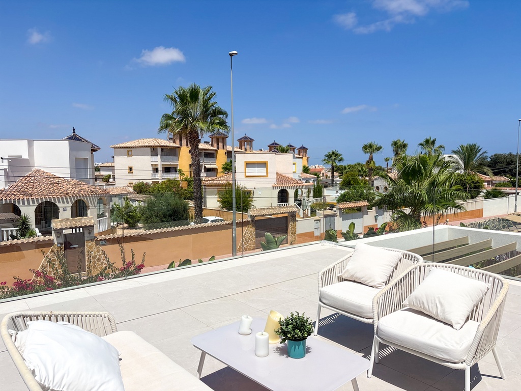 Luxusná vila v Cabo Roig – Costa Blanca
