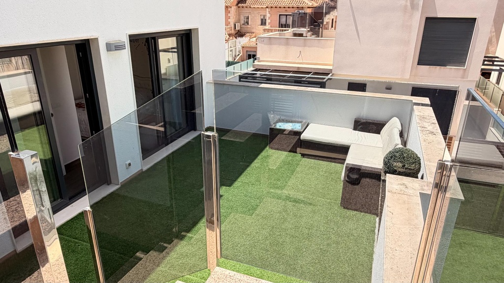Moderná vila v Torrevieja – Aguas Nuevas