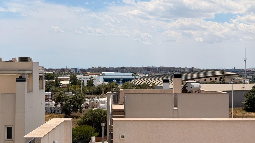Moderná vila v Torrevieja – Aguas Nuevas