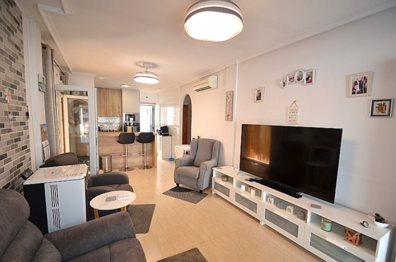 Moderný Semi Detached v Sucina – Inland