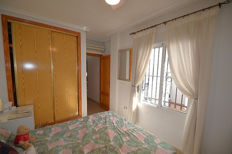 Moderný Semi Detached v Sucina – Inland