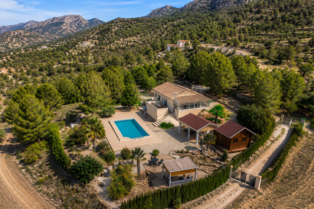 Moderná vila v La Zarza – Inland