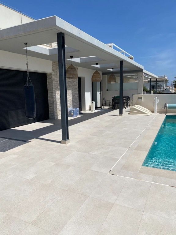 Luxusná vila v Los Balcones – Costa Blanca
