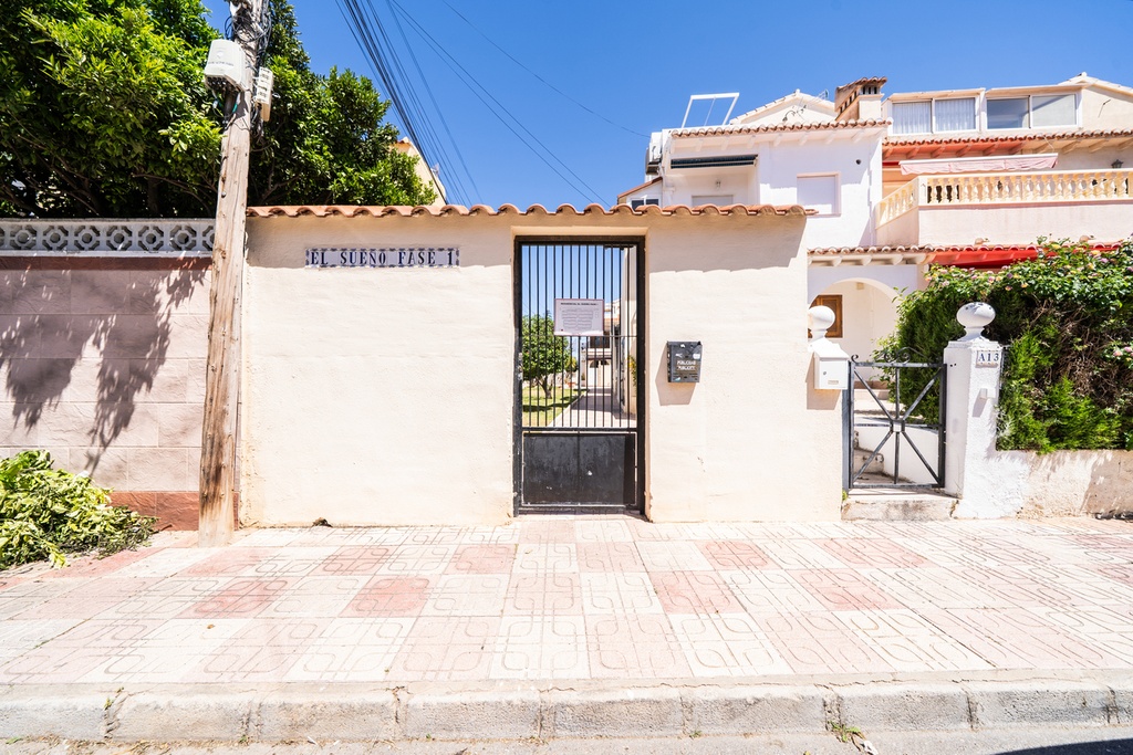 Moderný apartmán v Torrevieja – El Chaparral