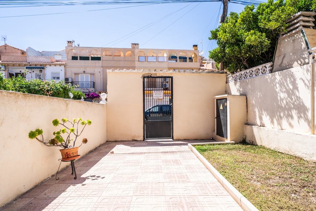 Moderný apartmán v Torrevieja – El Chaparral