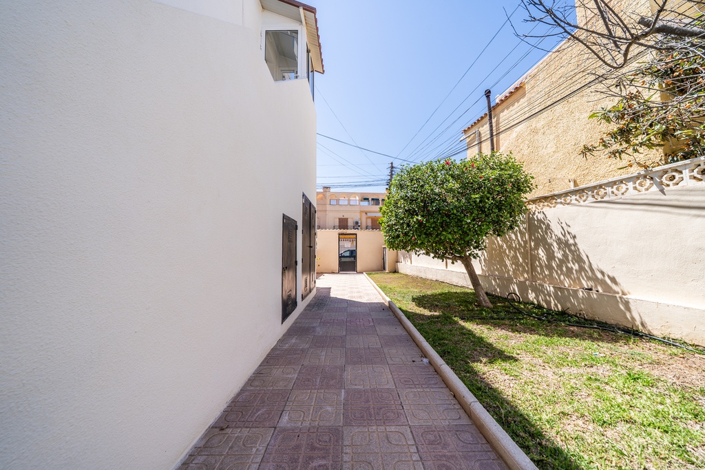 Moderný apartmán v Torrevieja – El Chaparral