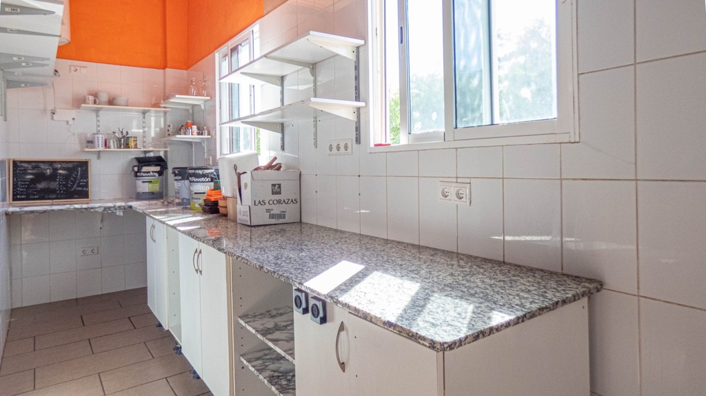 Moderný Commercial v Algorfa – Inland