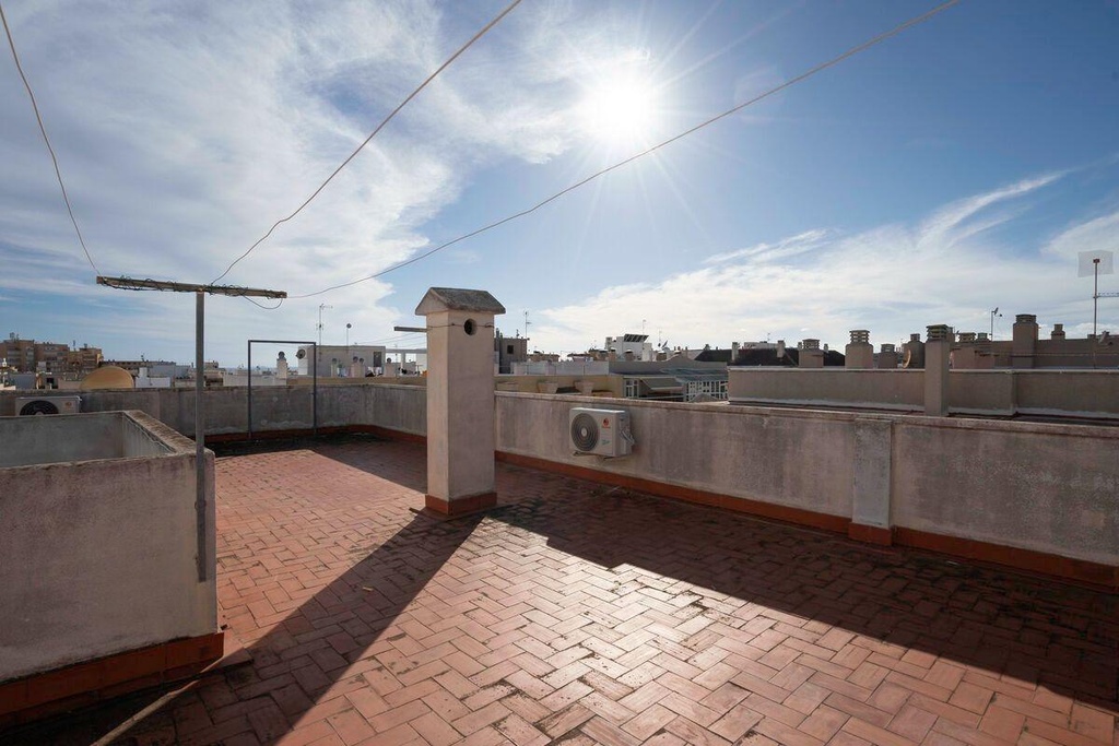 Moderný apartmán v Torrevieja – Habaneras