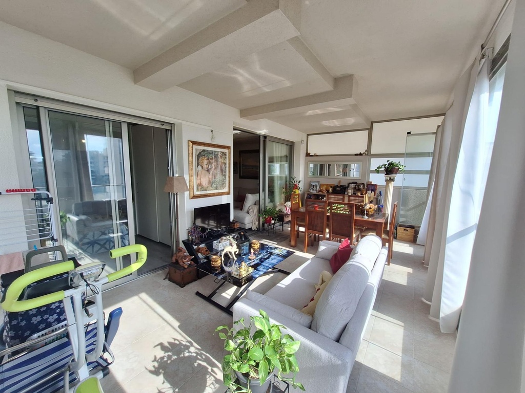 Moderný apartmán v Orihuela Costa – Los Dolses