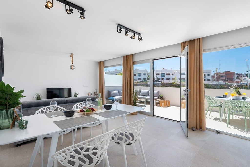 Moderný penthouse v Los Balcones – Costa Blanca