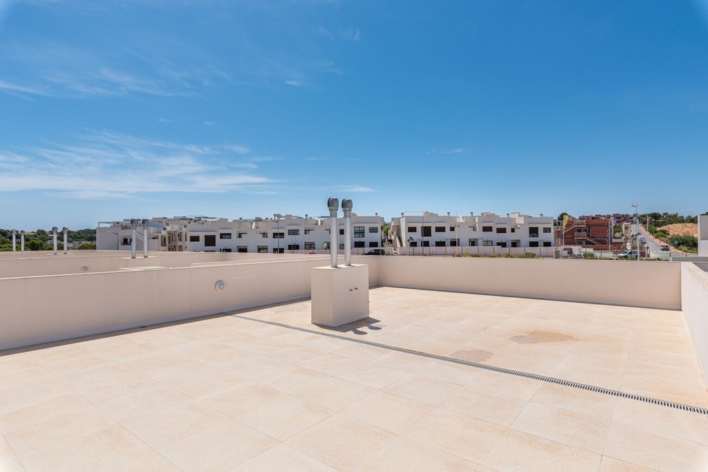 Moderný penthouse v Los Balcones – Costa Blanca