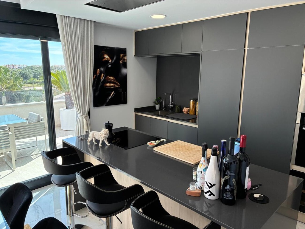 Luxusný penthouse v Los Almendros (Orihuela-Costa) – Costa Blanca