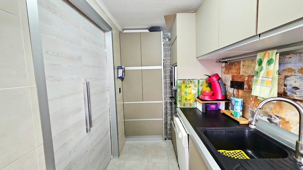 Moderný apartmán v Torrevieja – Playa De Los Naufragos