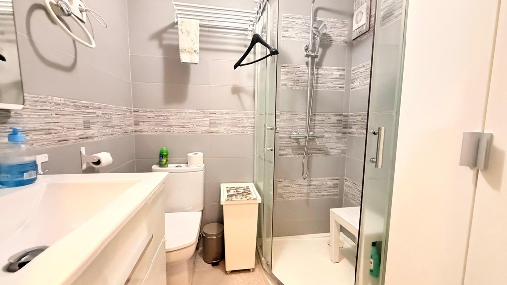 Moderný apartmán v Torrevieja – Playa De Los Naufragos