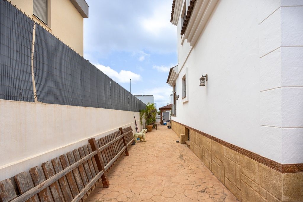 Luxusná vila v Los Montesinos – Costa Blanca