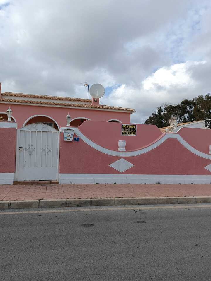 Moderná vila v Cabo Roig – Costa Blanca