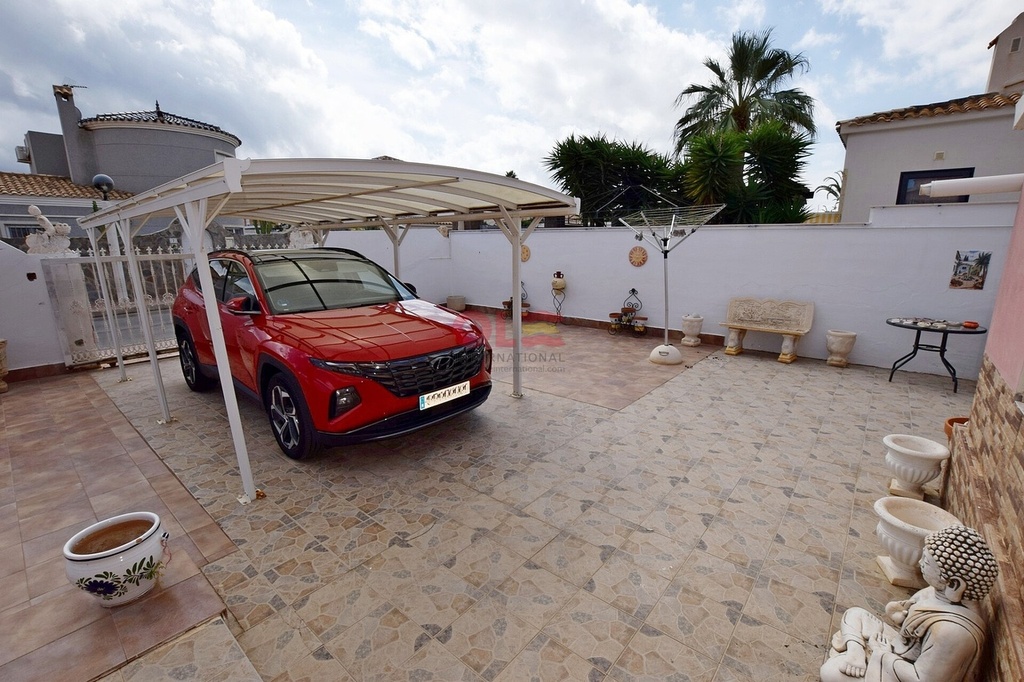 Moderná vila v Cabo Roig – Costa Blanca