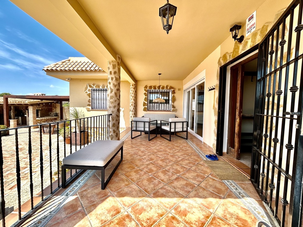 Luxusná vila v La Zenia – Costa Blanca
