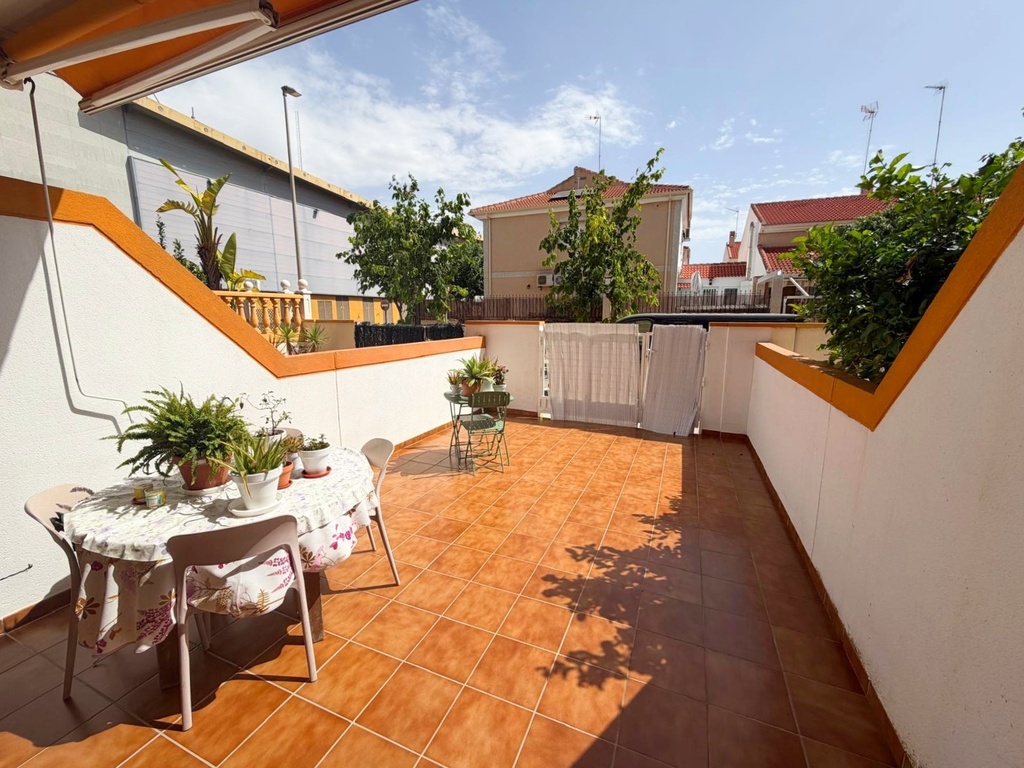 Moderná vila v Los Alcazares – Costa Calida
