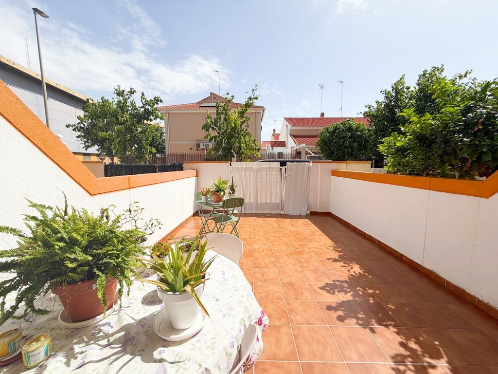 Moderná vila v Los Alcazares – Costa Calida