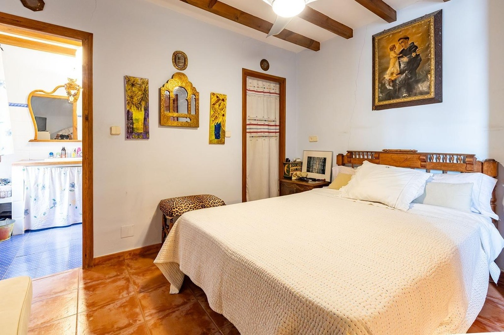 Moderný mestský dom v Los Martinez Del Puerto – Los Martínez Del Puerto