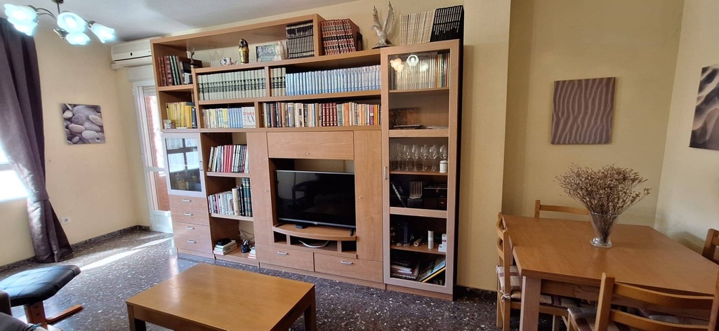 Moderný apartmán v Murcia – San Benito-patiño
