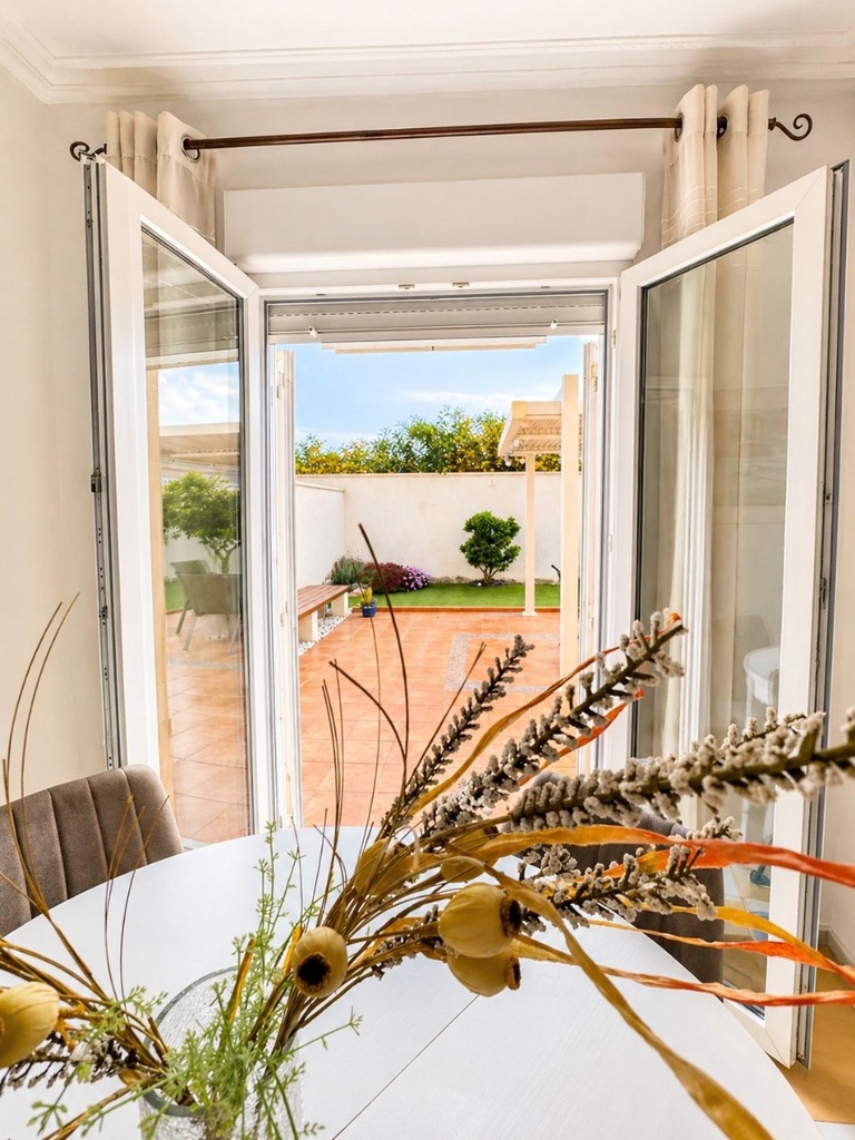 Moderná vila v Torrevieja – Costa Blanca