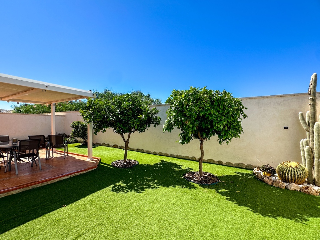 Moderná vila v Torrevieja – Costa Blanca