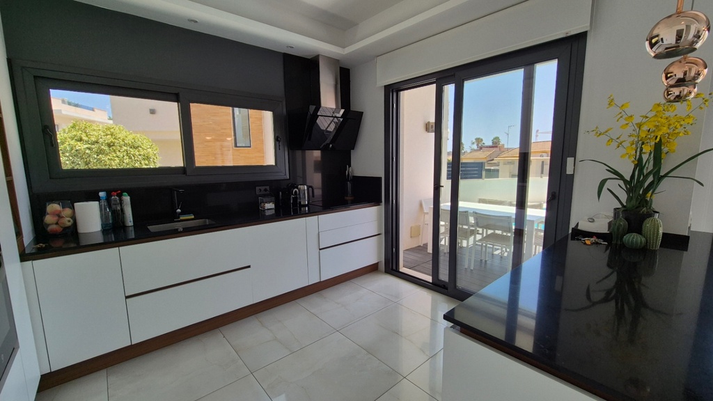 Luxusná vila v Torrevieja – Costa Blanca