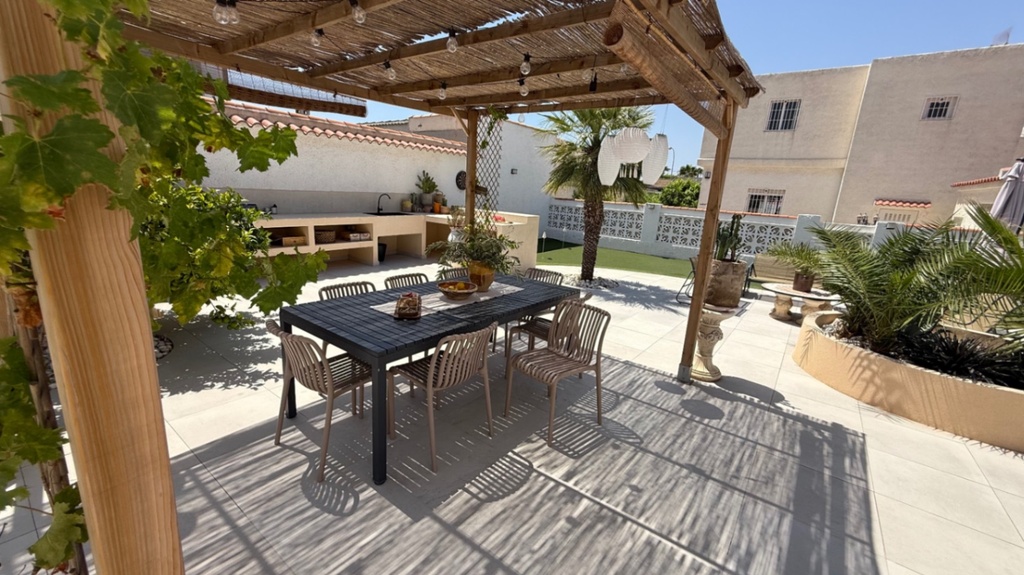 Moderná vila v Torrevieja – Costa Blanca