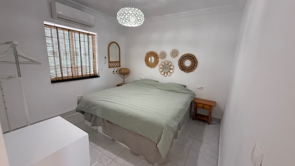 Moderná vila v Torrevieja – Costa Blanca