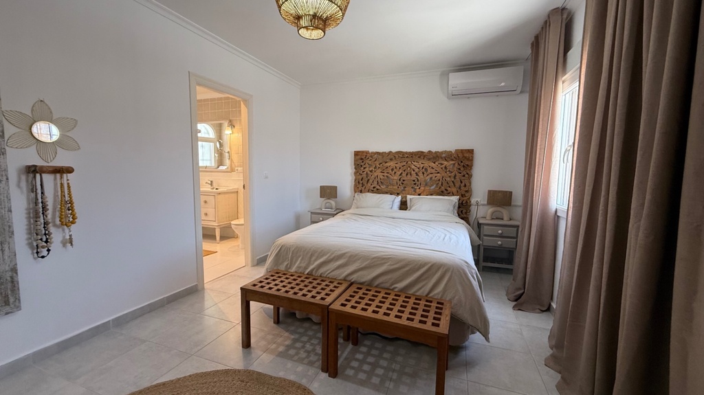 Moderná vila v Torrevieja – Costa Blanca