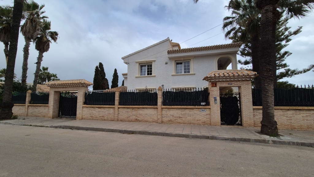 Luxusná vila v Orihuela – Inland