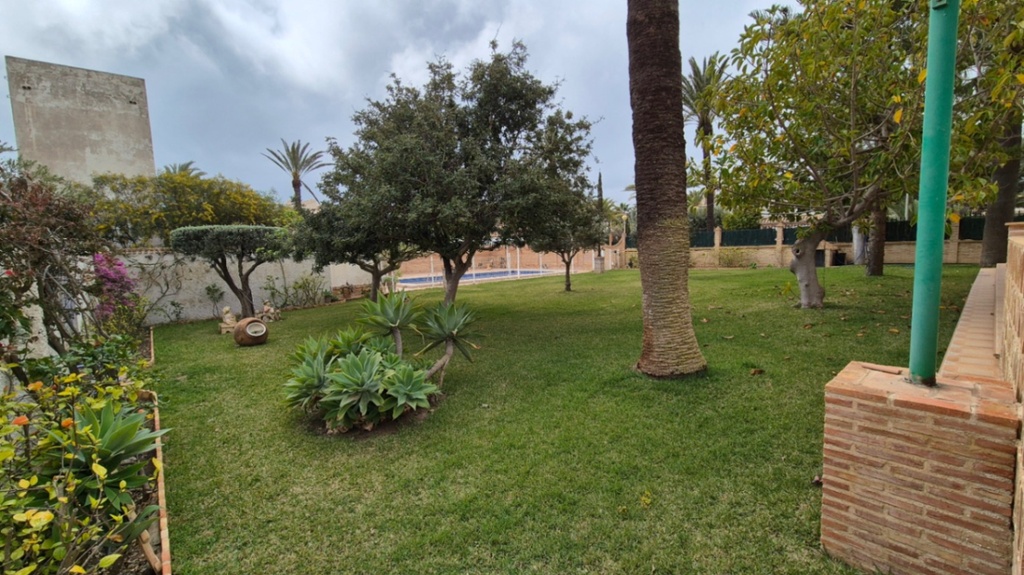 Luxusná vila v Orihuela – Inland