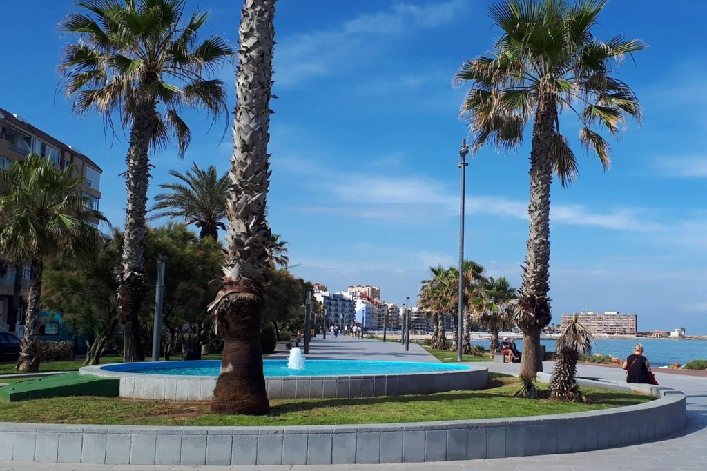 Moderný apartmán v Torrevieja – Curva Del Palangre