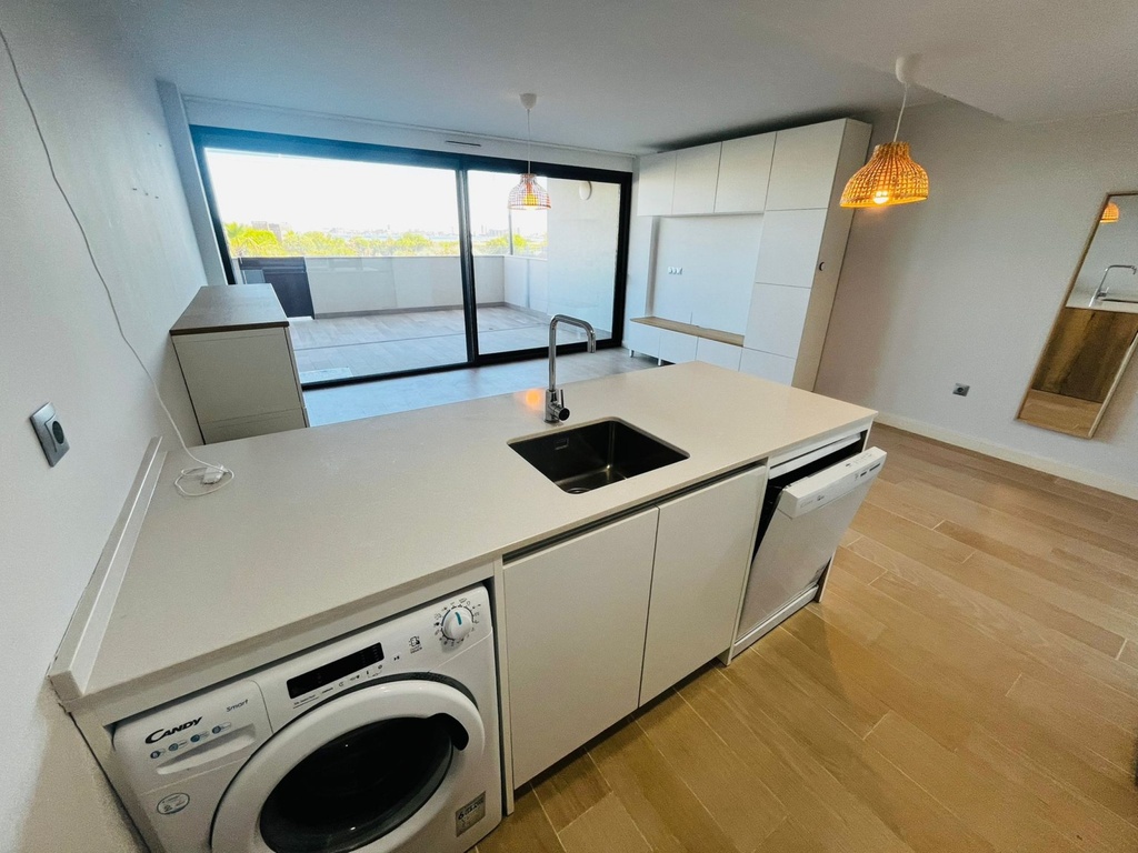 Moderný apartmán v Playa Honda – Costa Calida