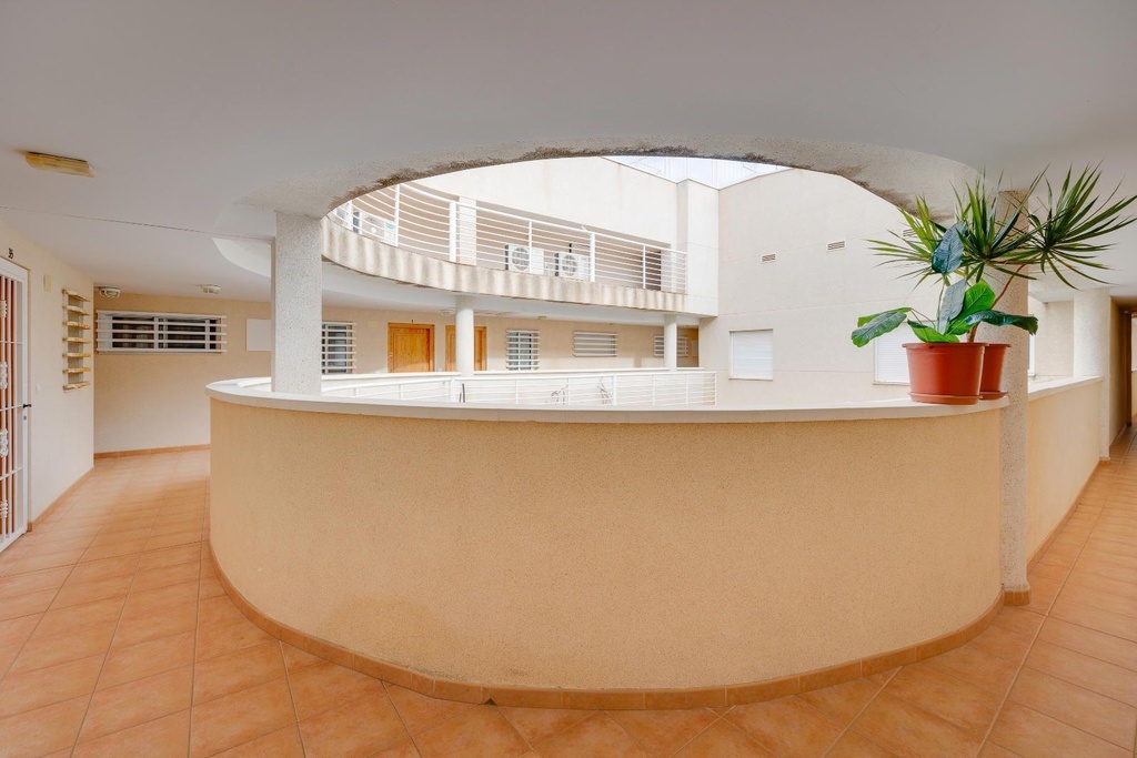 Apartmán v Torrevieja s bazénom