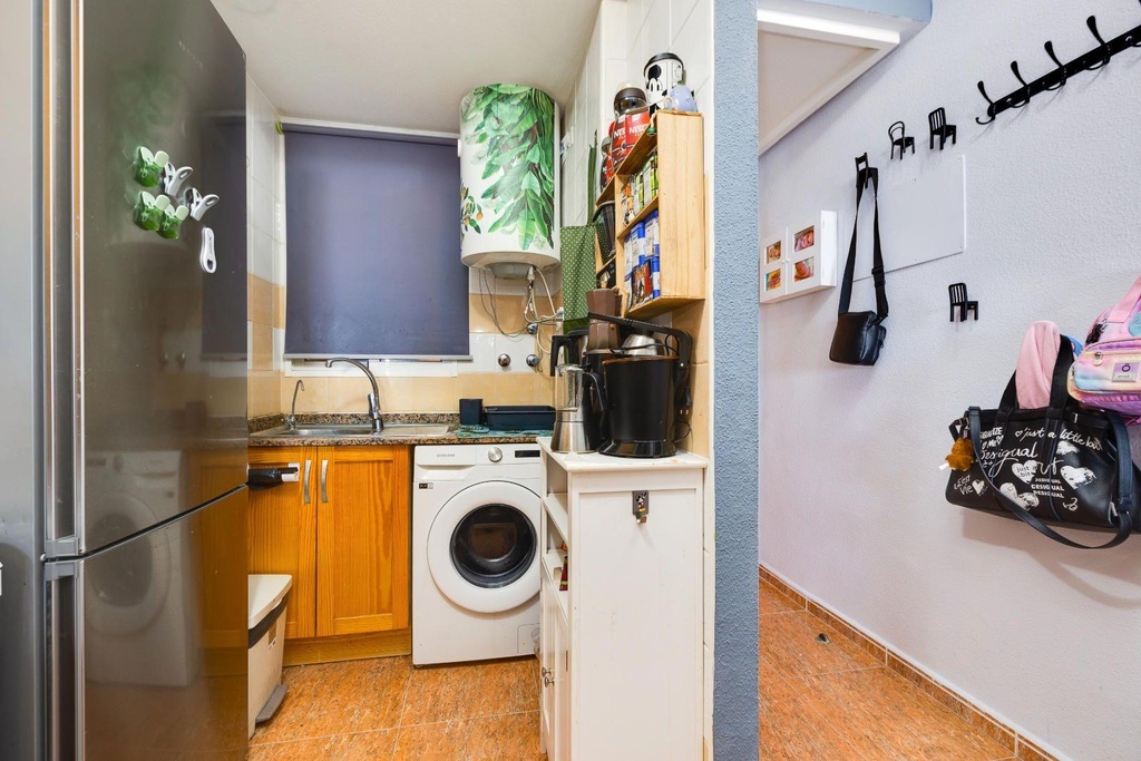 Apartmán v Torrevieja s bazénom