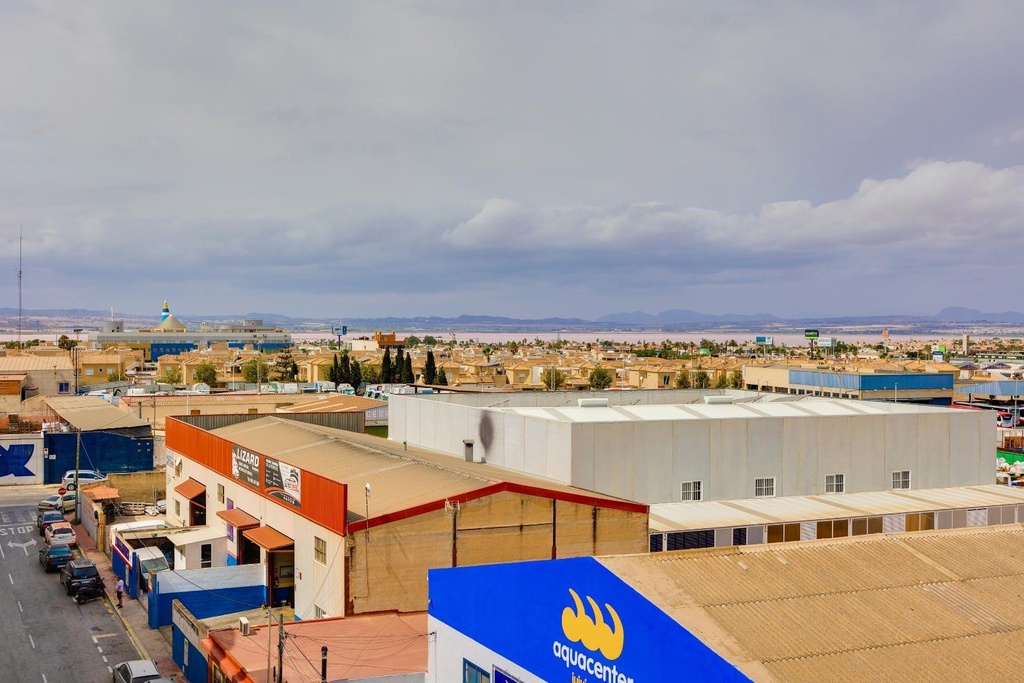 Apartmán v Torrevieja s bazénom