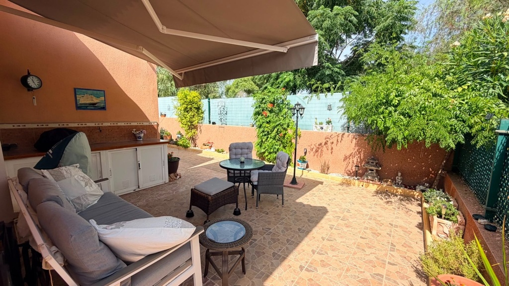 Moderná vila v Los Montesinos – Costa Blanca