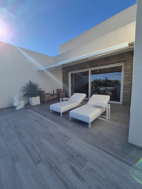 Moderná vila v La Finca Golf Resort – Inland