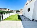 Moderný mestský dom v Punta Prima – Costa Blanca