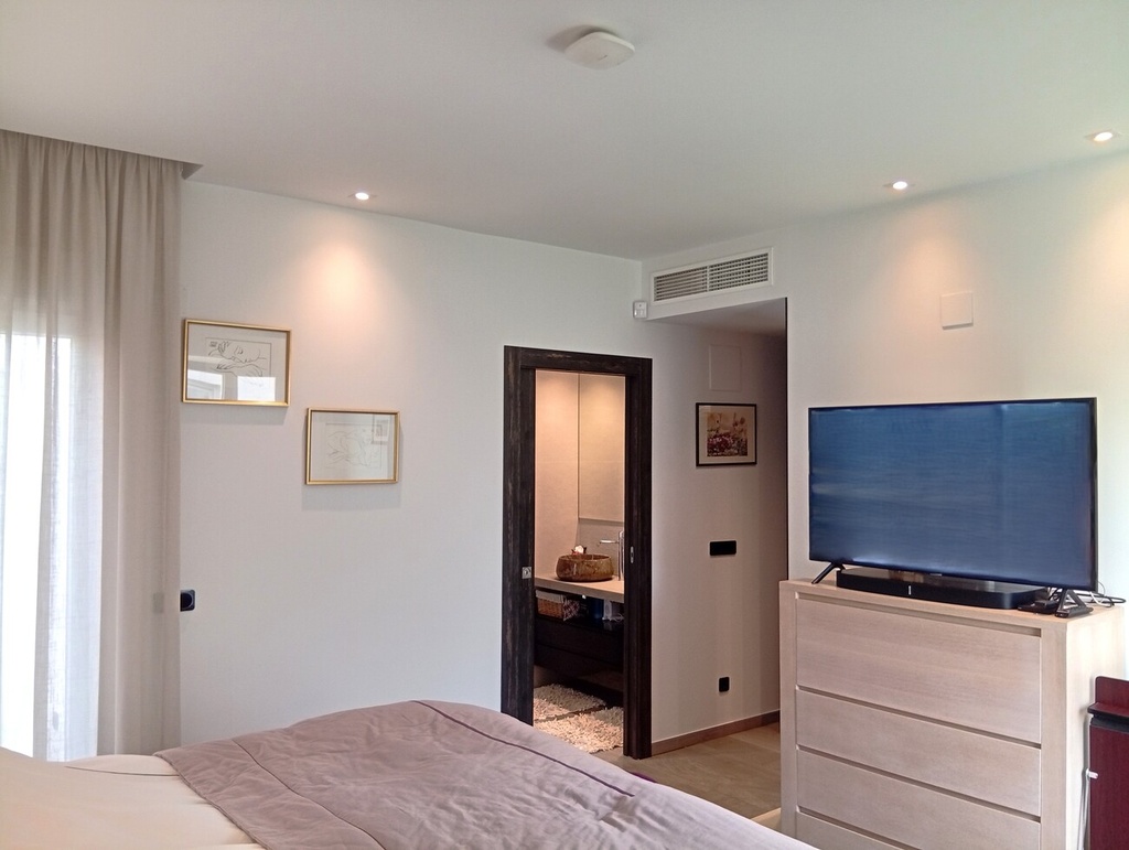 Moderná vila v Algorfa – La Finca Golf